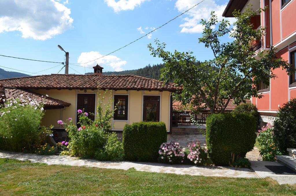 Guest House Lina Koprivštica Exteriér fotografie